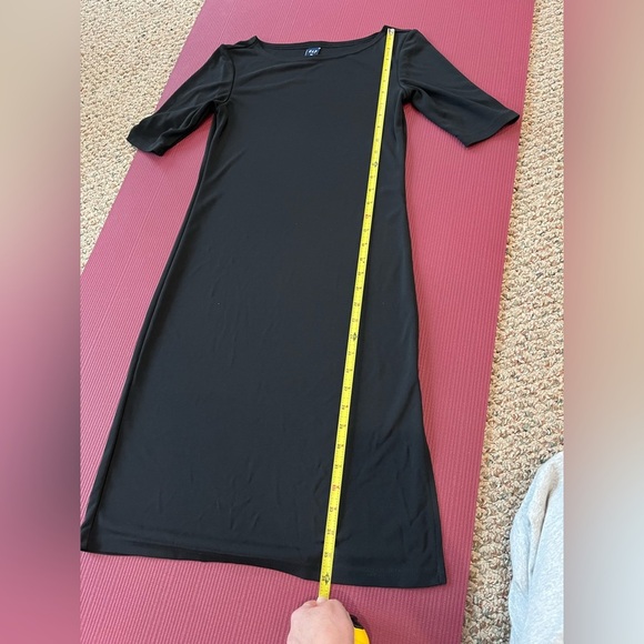 GAP Little Black Dress Size XS Classic Boat Neck Side Slit - Picture 6 of 7